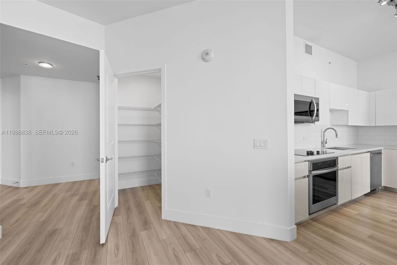 101 Diplomat Pkwy, Unit 1201, Hallandale Beach, FL 33009 Photo