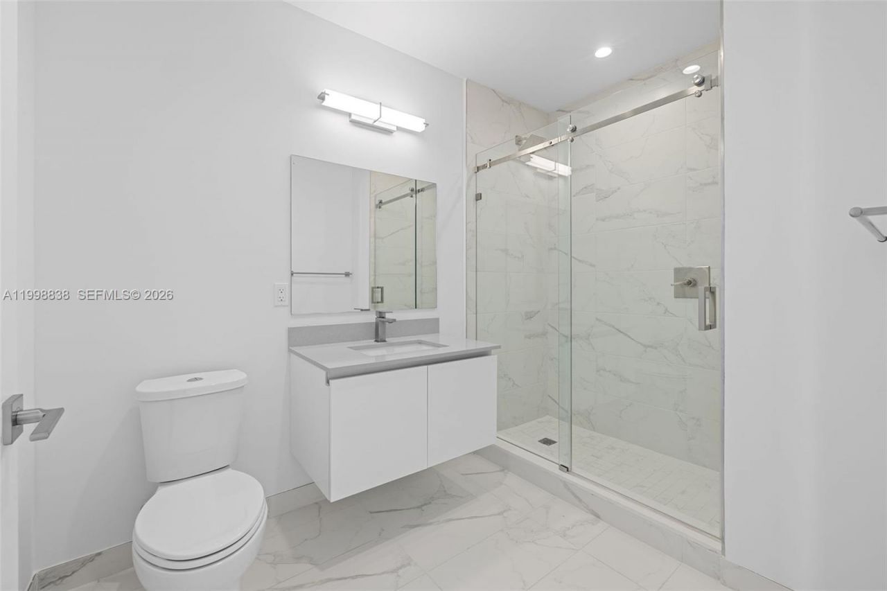 101 Diplomat Pkwy, Unit 1201, Hallandale Beach, FL 33009 Photo
