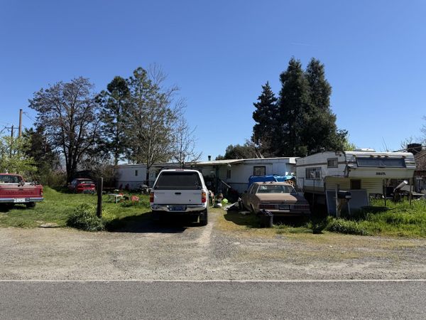 1205 Thomas Road, Medford, OR 97501