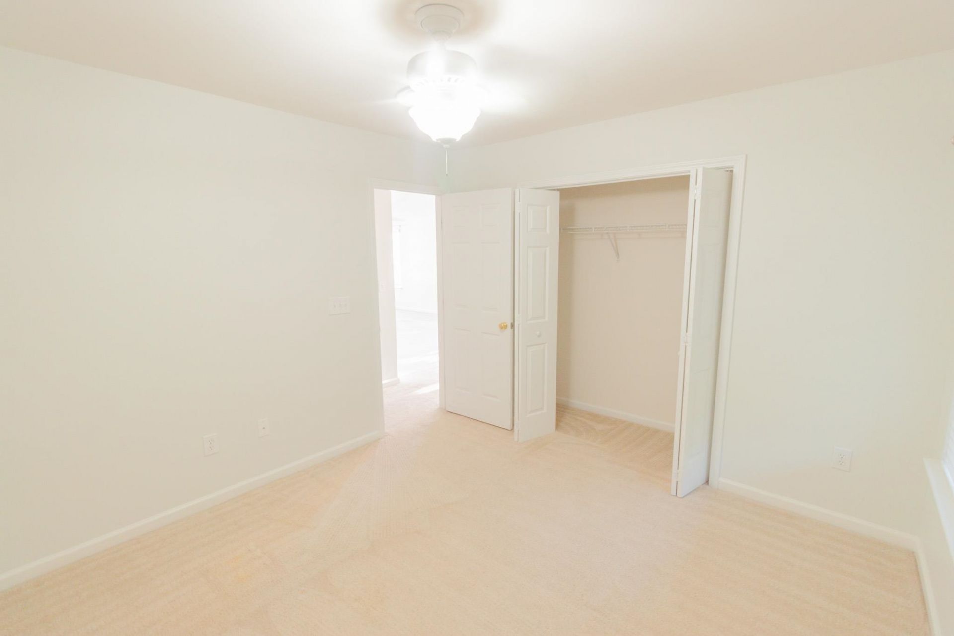 187 Madrid Dr. Photo 15