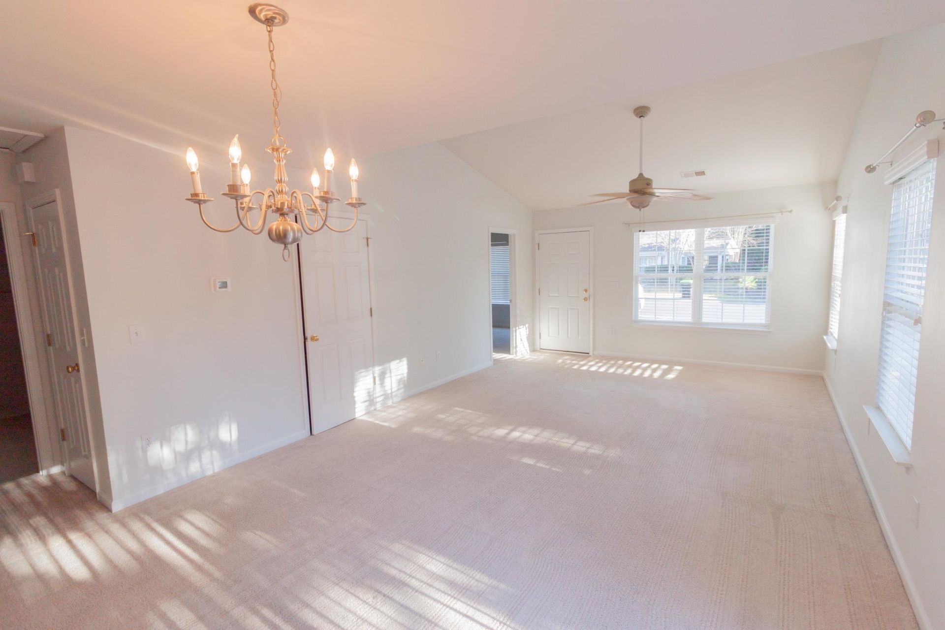 187 Madrid Dr. Photo 4