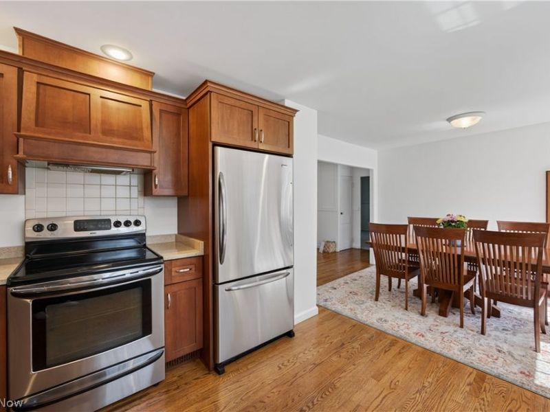 8253 Summit Drive, Chagrin Falls, OH 44023 Photo 12