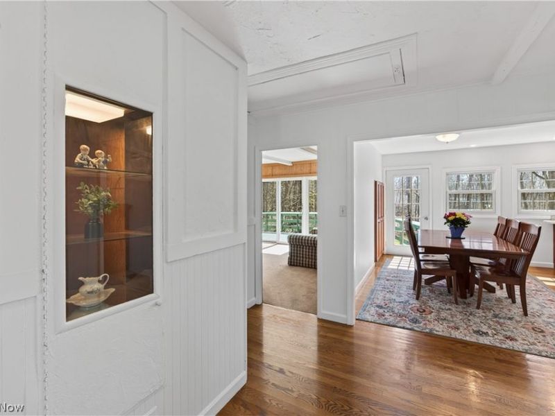 8253 Summit Drive, Chagrin Falls, OH 44023 Photo 13