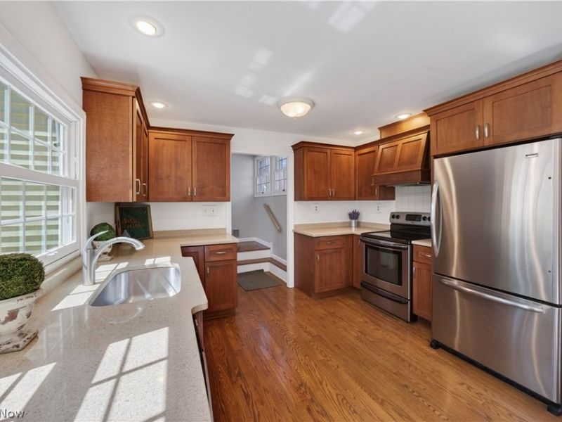 8253 Summit Drive, Chagrin Falls, OH 44023 Photo 9