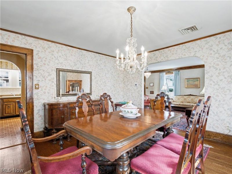 160 Castle Boulevard, Akron, OH 44313 Photo 13