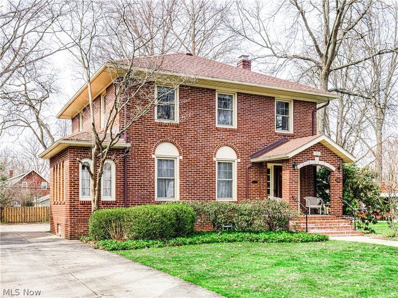 160 Castle Boulevard, Akron, OH 44313 Photo 2