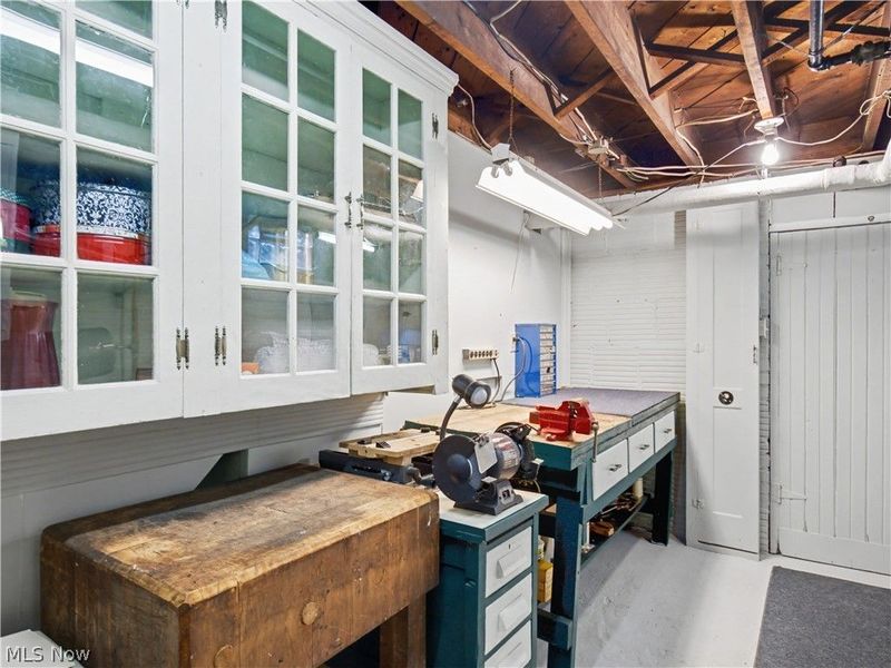 160 Castle Boulevard, Akron, OH 44313 Photo 30