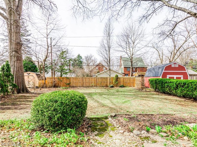 160 Castle Boulevard, Akron, OH 44313 Photo 6