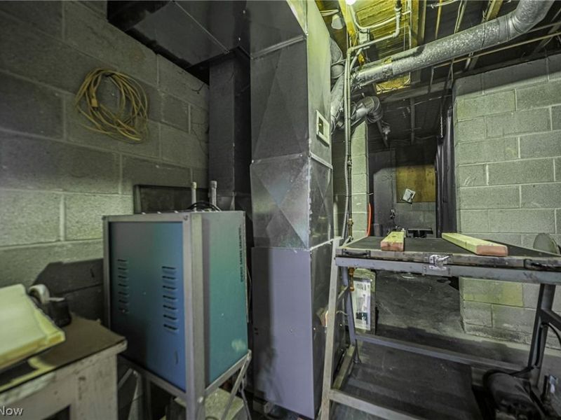 4202 E Lincoln Way, Massillon, OH 44646 Photo 34