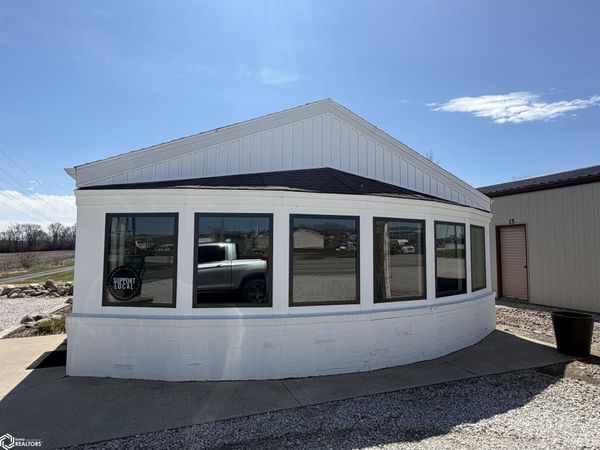 936 E Us Highway 30, Carroll, IA 51401