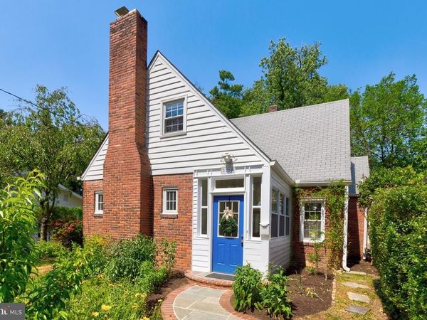 2710 S JOYCE STREET, ARLINGTON, VA 22202