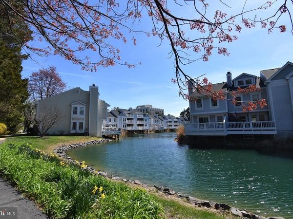 3375 LAKESIDE VIEW DRIVE, Unit 19-1, FALLS CHURCH, VA 22041