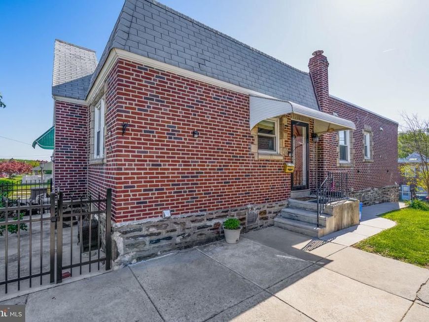 7847 Brous Avenue, Philadelphia, PA 19152 Main Photo