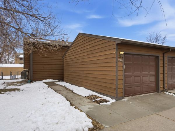 1506 27th Avenue S, Fargo, ND 58103