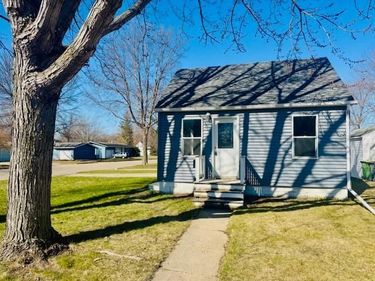 316 Lawrence Street, Marshall, MN 56258