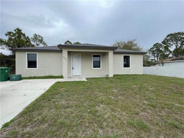 8046 Memory CIR , LABELLE, FL 33935