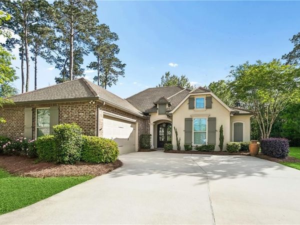 974 GRAND TURK Court, Covington, LA 70433