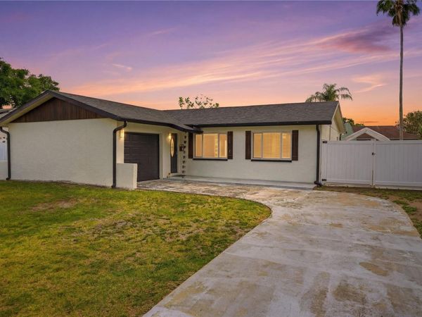 9554 86TH AVENUE, SEMINOLE, FL 33777