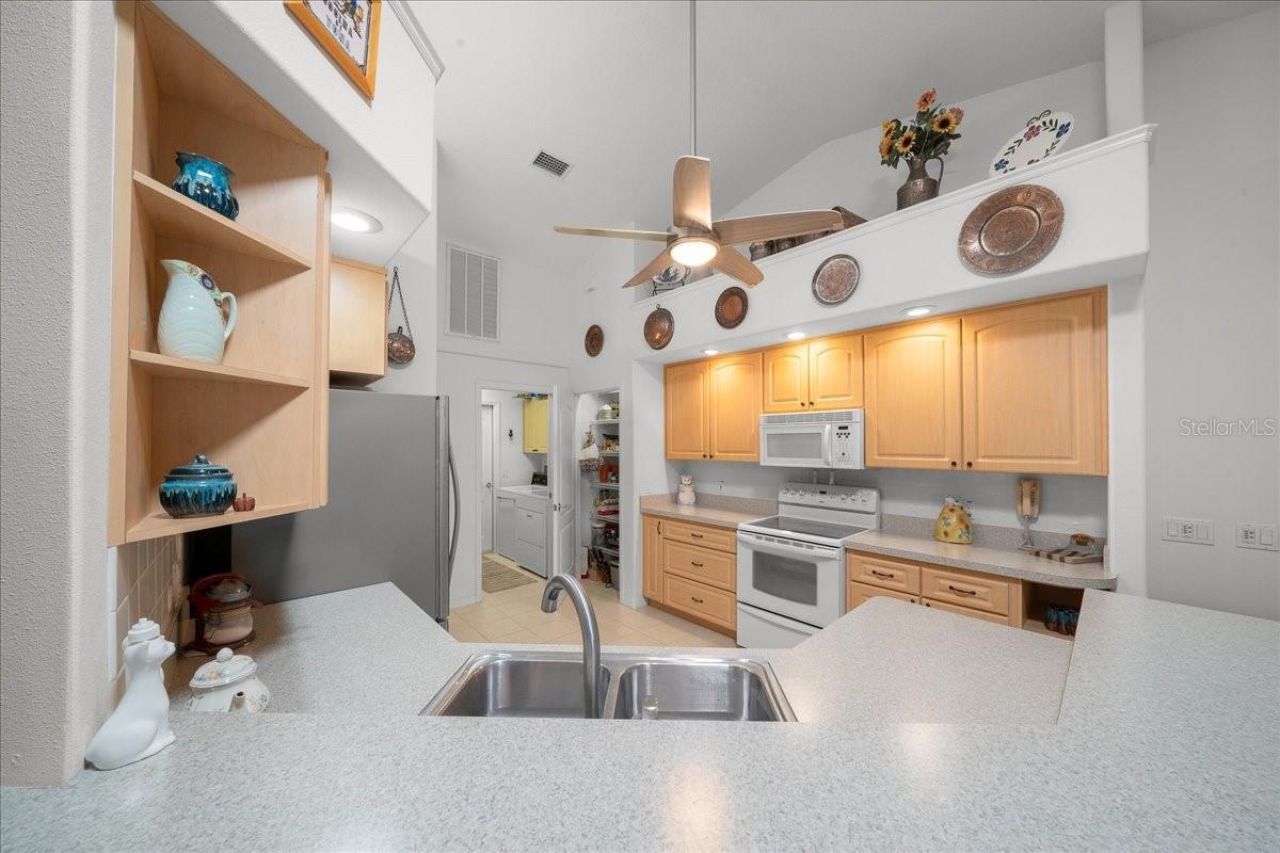 8859 N Amboy Drive, Citrus Springs, FL 34433 Photo