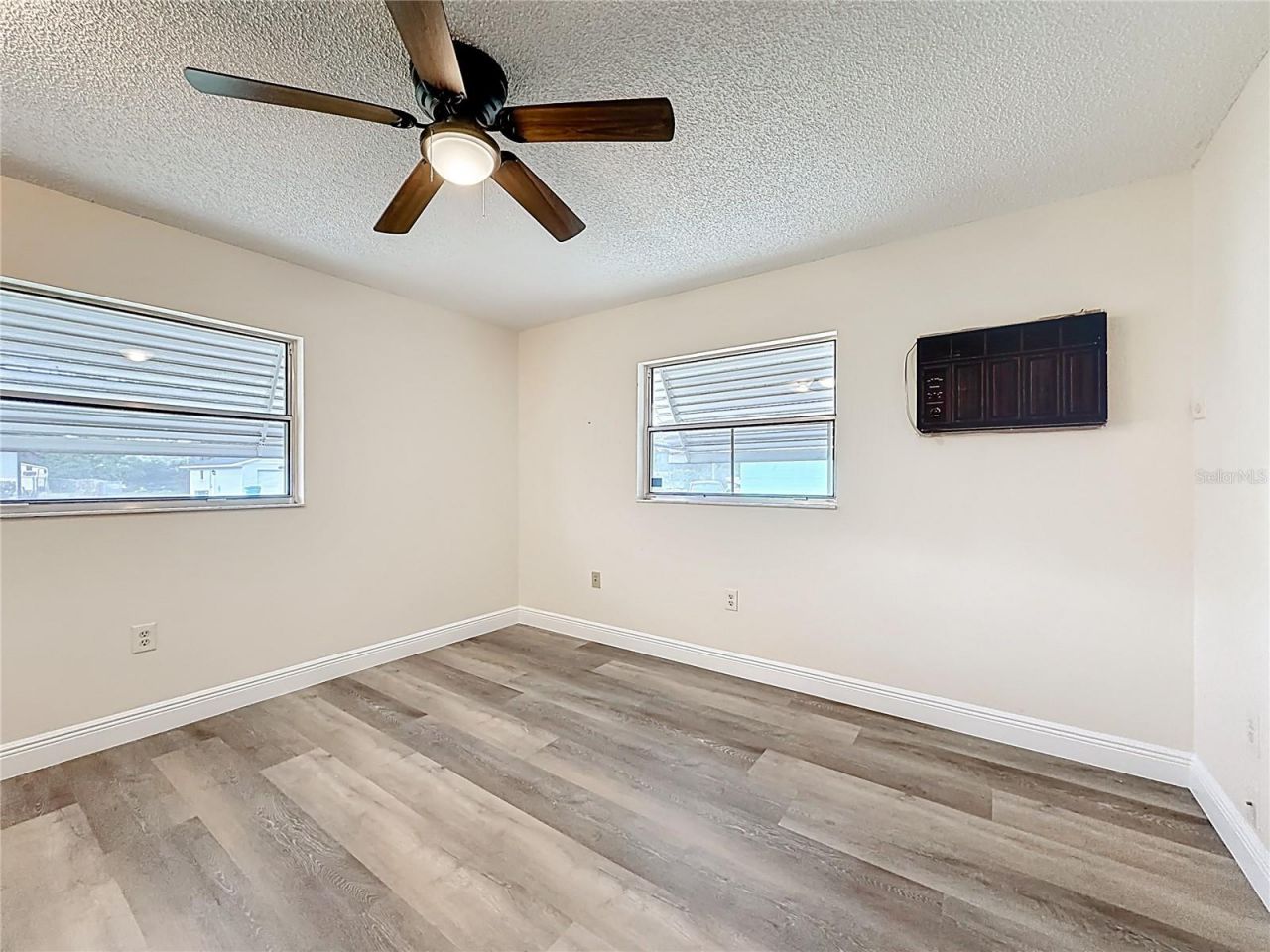 615 Third Avenue, Lady Lake, FL 32159 Photo