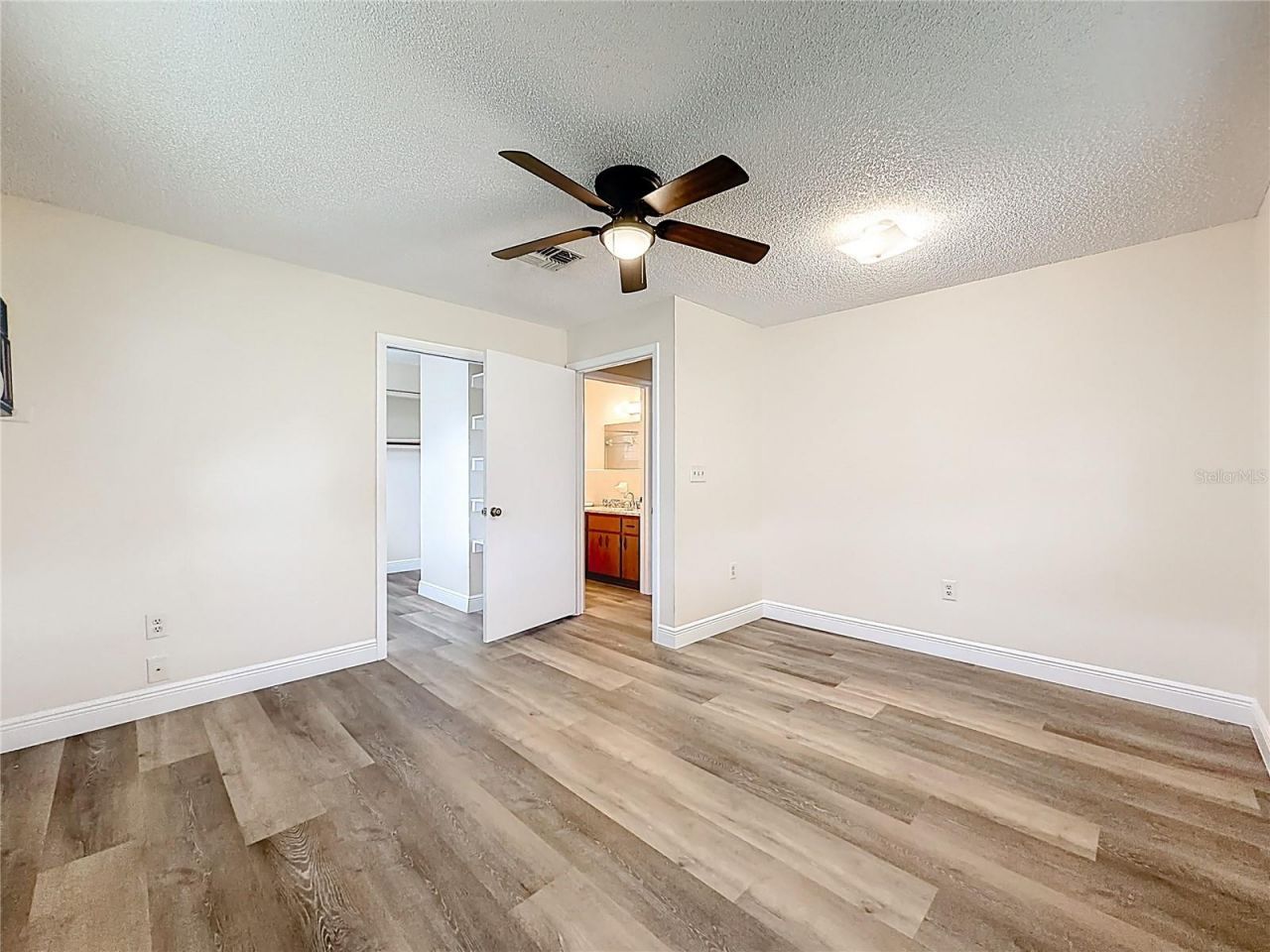 615 Third Avenue, Lady Lake, FL 32159 Photo