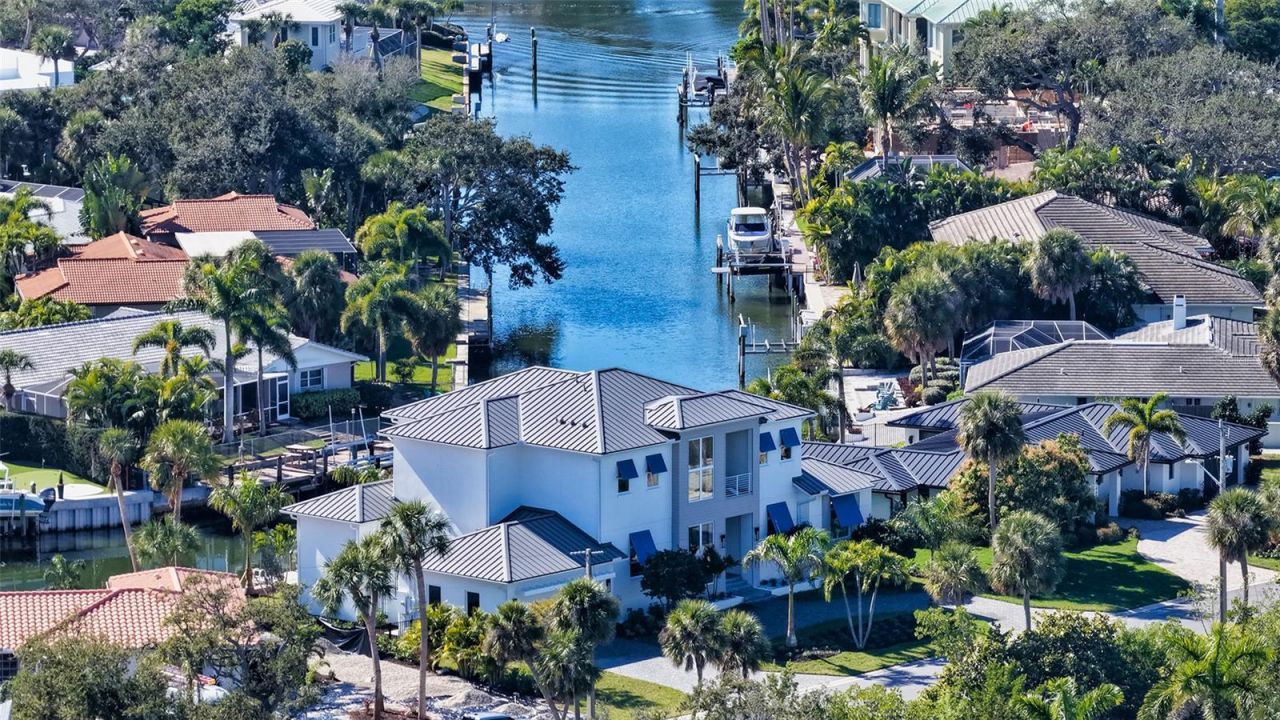 558 Venice Lane, Sarasota, FL 34242 Photo