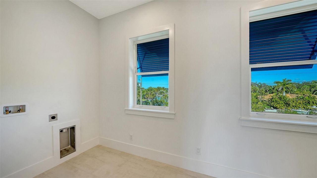 558 Venice Lane, Sarasota, FL 34242 Photo