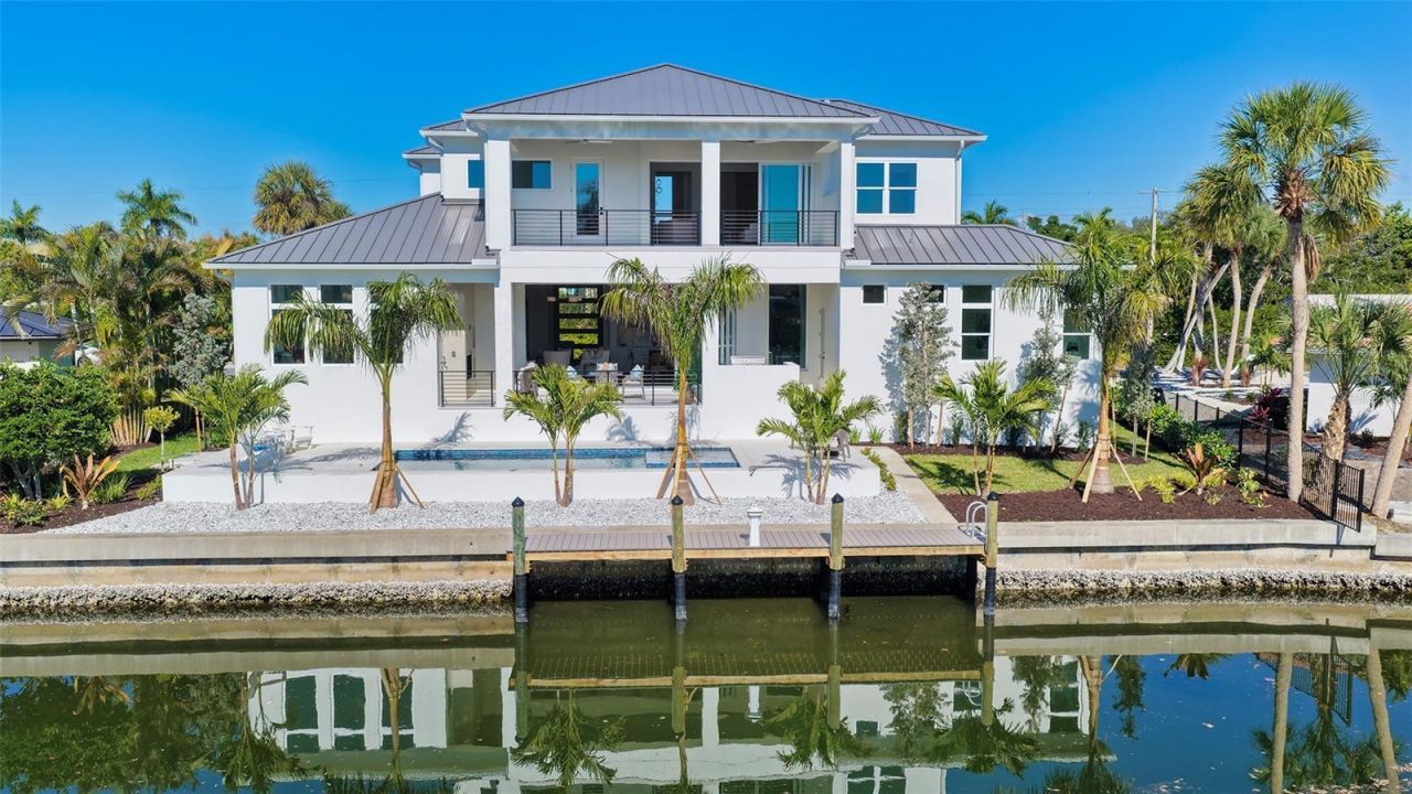558 Venice Lane, Sarasota, FL 34242 Photo