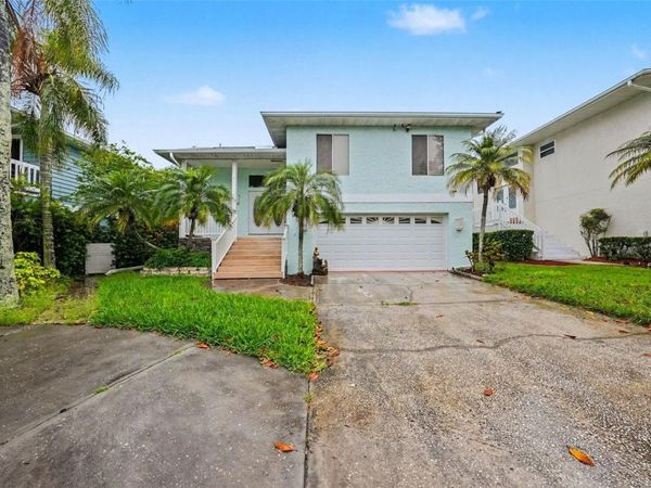 6225 BAYSIDE DRIVE, NEW PORT RICHEY, FL 34652