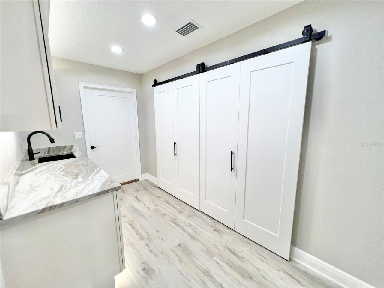 6425 SW 180th Circle, Dunnellon, FL 34432 Photo