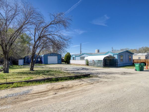 5527 Yukon Drive, Sun Valley, NV 89433