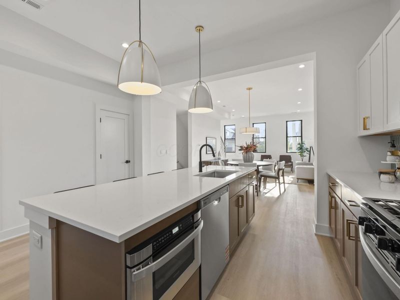 191 S Ohio Avenue , Columbus, OH 43205 Photo 6