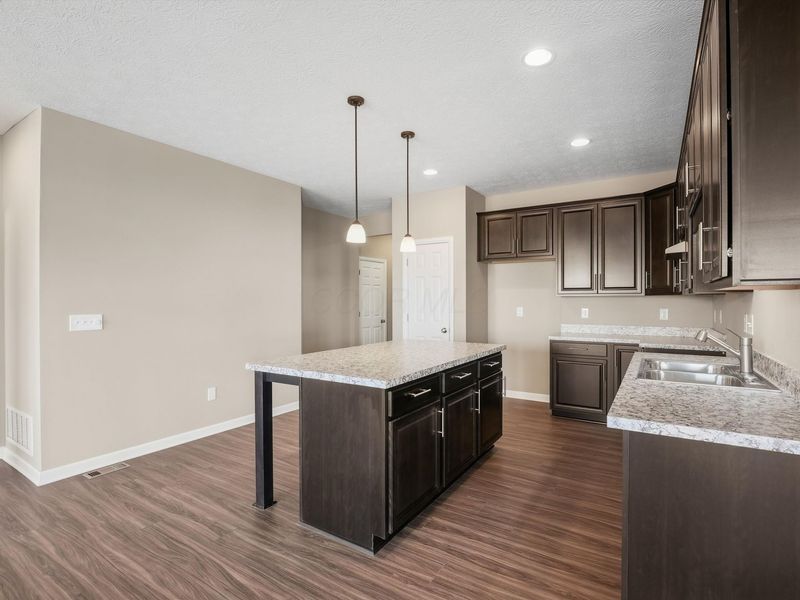 7056 Sanctuary Drive NW, Pickerington, OH 43147 Photo 7