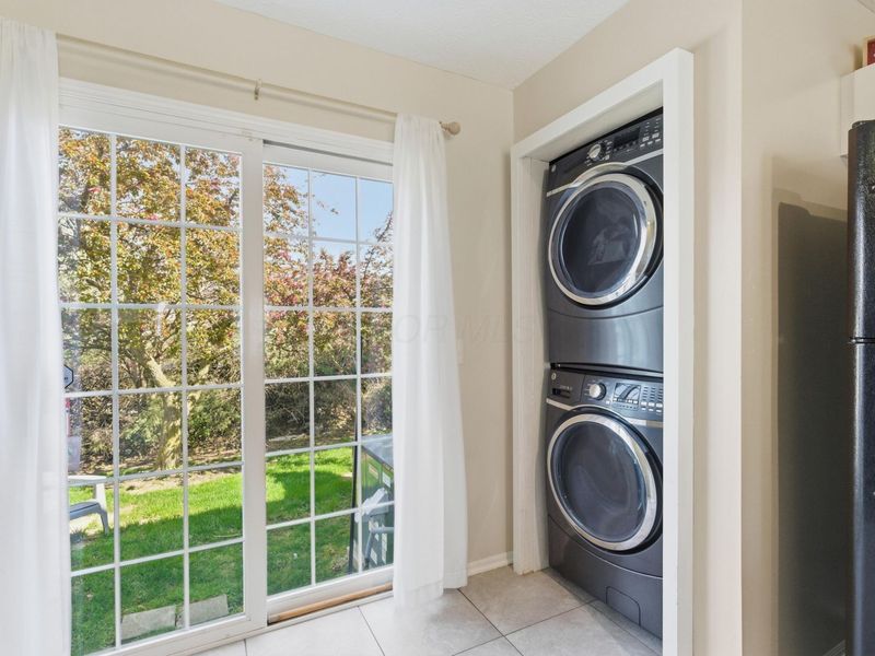 6014 Brice Park Drive, Unit 17B, Canal Winchester, OH 43110 Photo 12