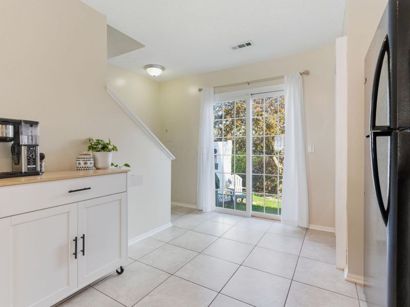 6014 Brice Park Drive, Unit 17B, Canal Winchester, OH 43110 Photo 13