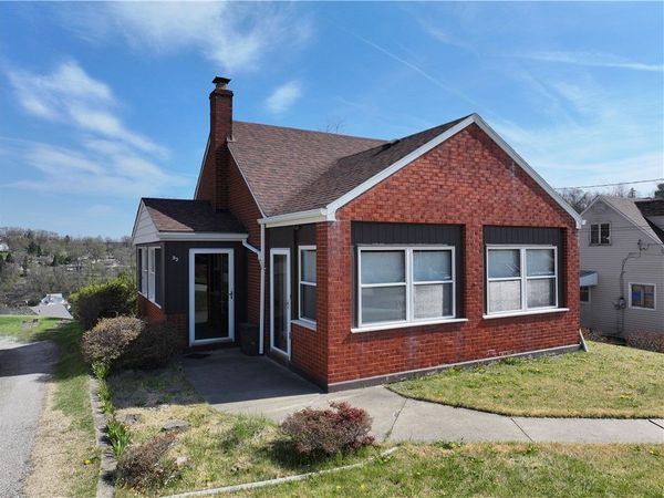 93 Pennsylvania Blvd., Monessen, PA 15062