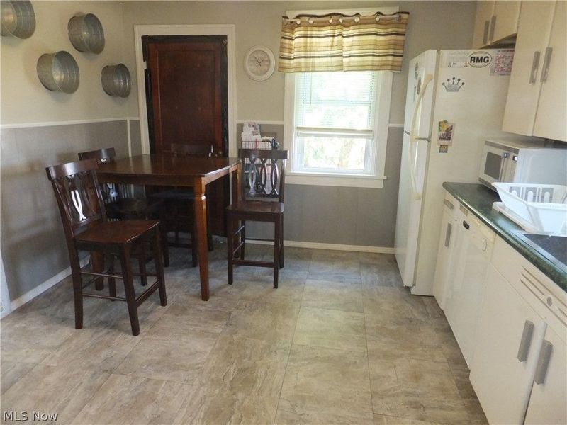 4712 Gifford Avenue, Cleveland, OH 44144 Photo 10