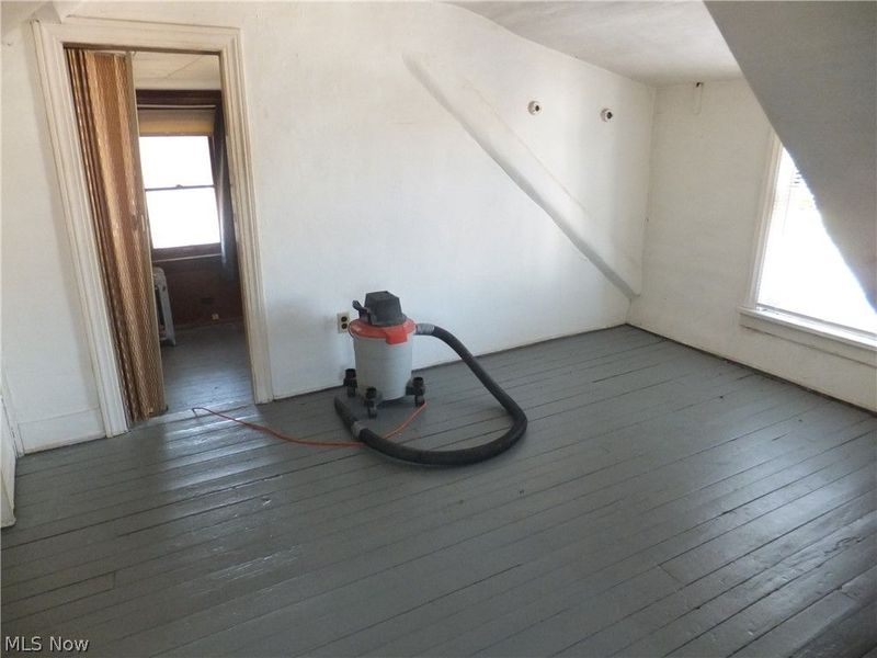 4712 Gifford Avenue, Cleveland, OH 44144 Photo 17