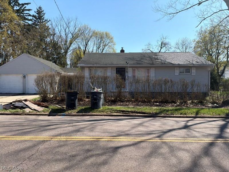 22 Uhler Avenue, Akron, OH 44310 Photo 1