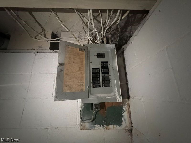 22 Uhler Avenue, Akron, OH 44310 Photo 34