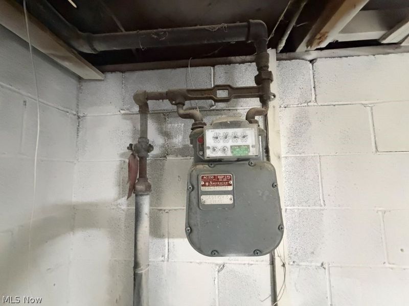 22 Uhler Avenue, Akron, OH 44310 Photo 35