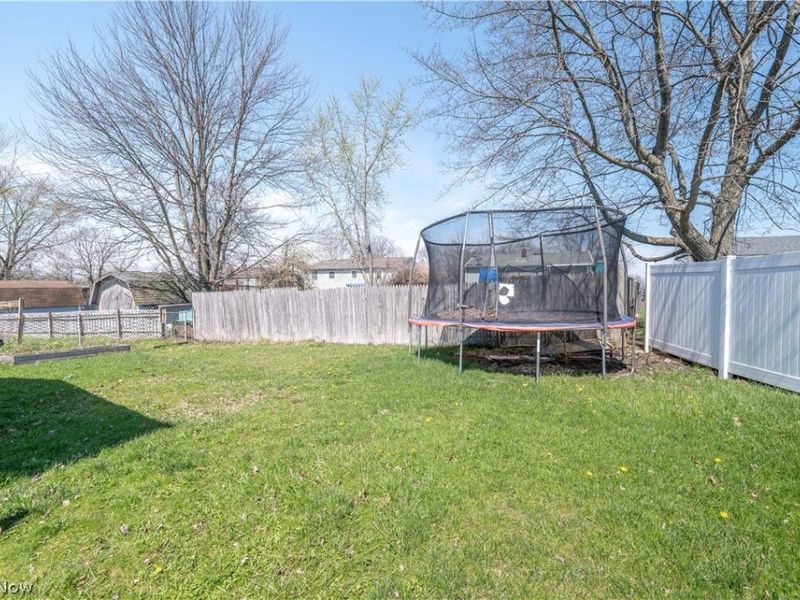 739 Notre Dame Avenue, Austintown, OH 44515 Photo 14