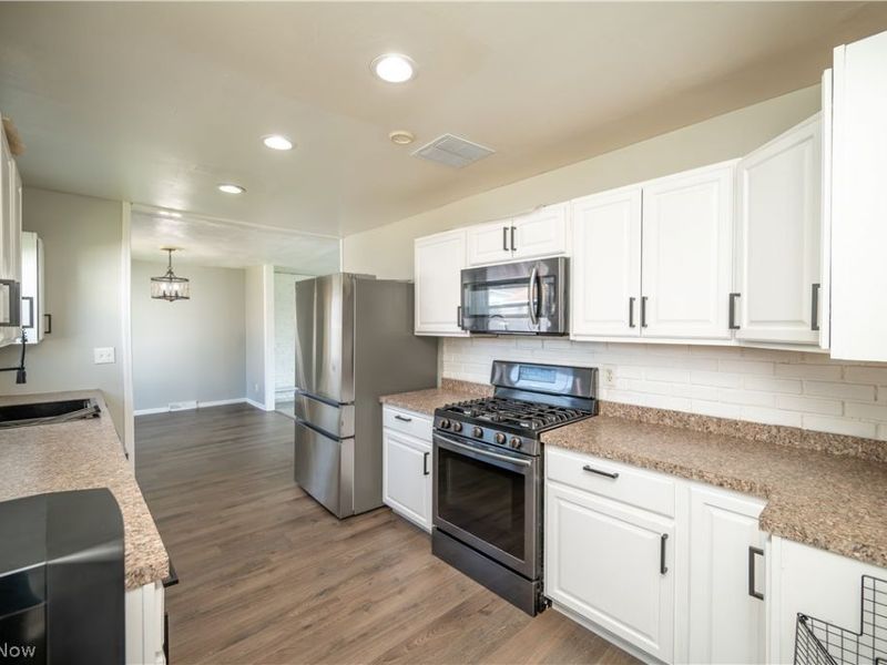 739 Notre Dame Avenue, Austintown, OH 44515 Photo 25