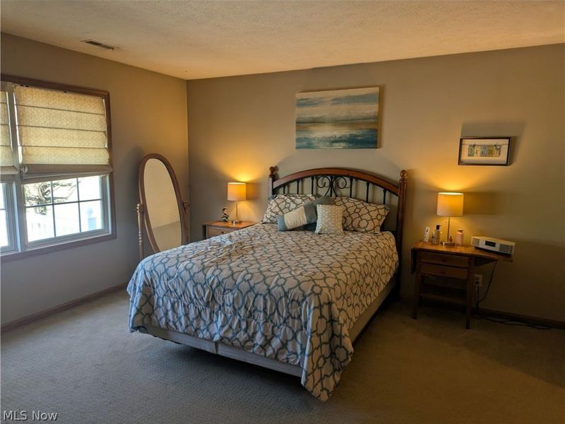 15070 Woodsong Drive, Middlefield, OH 44062 Photo 5