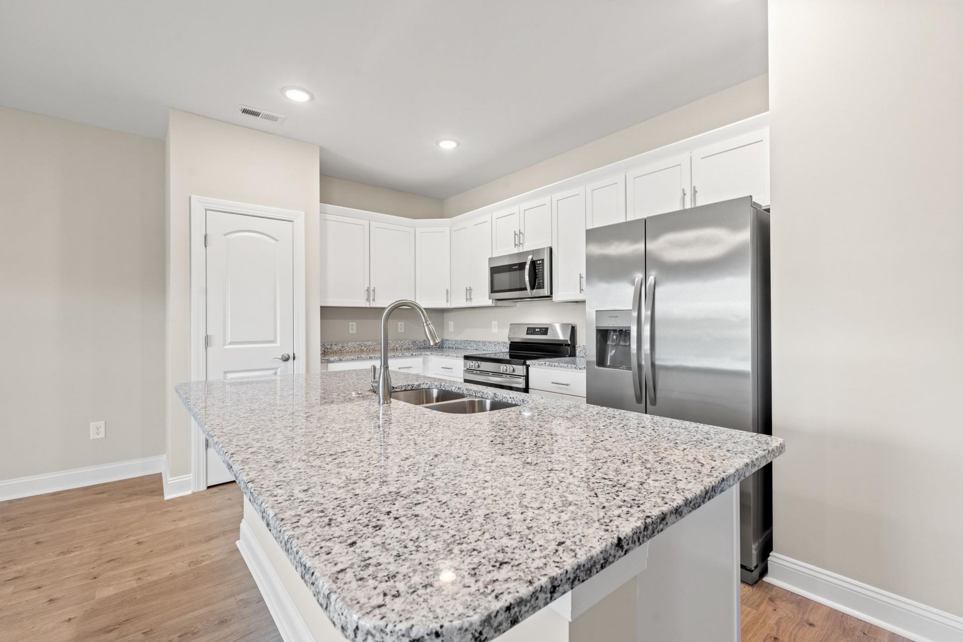 346 Kiskadee Loop Photo 8