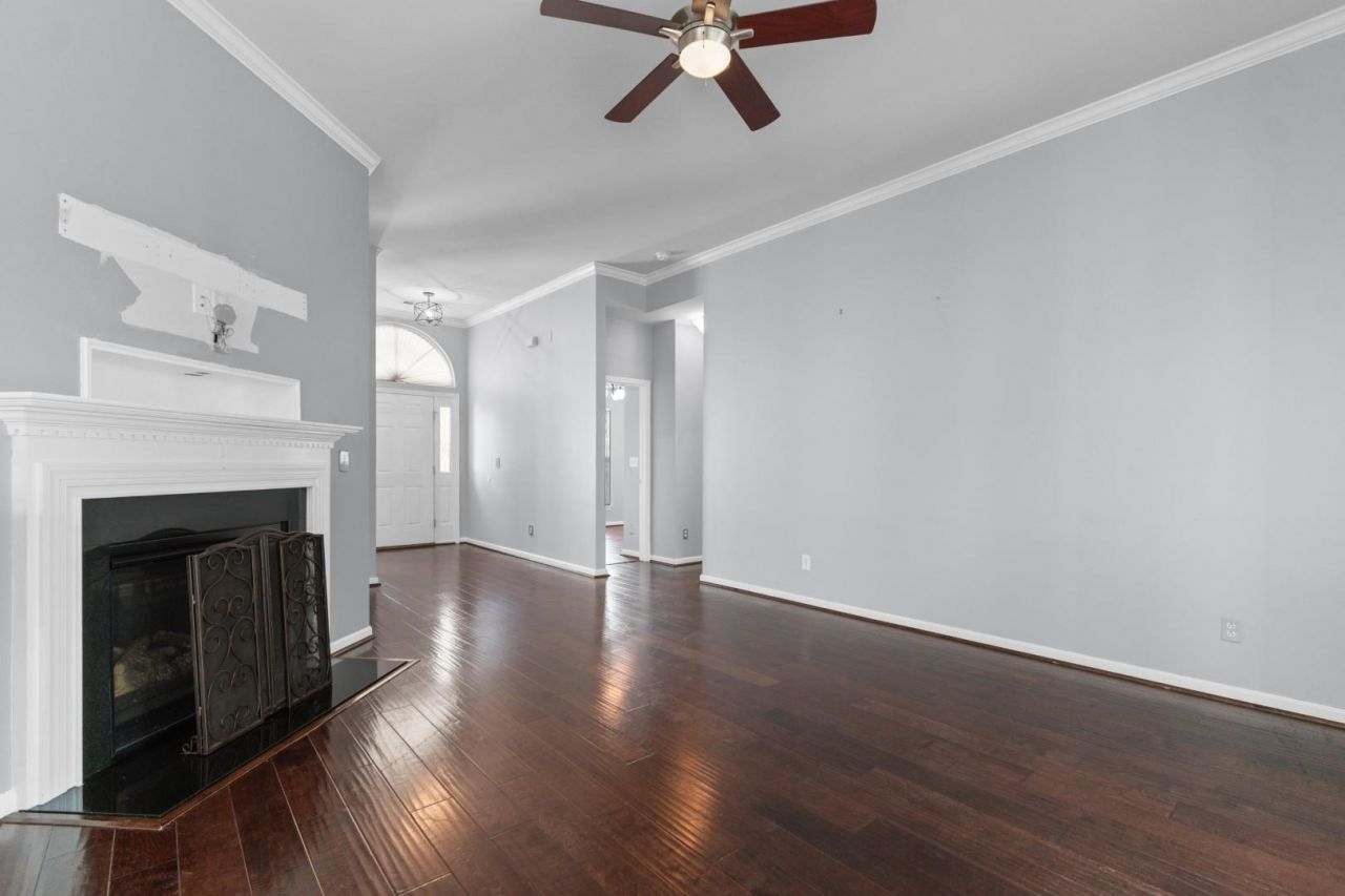 2309 Ordsall Ct.  Photo 10