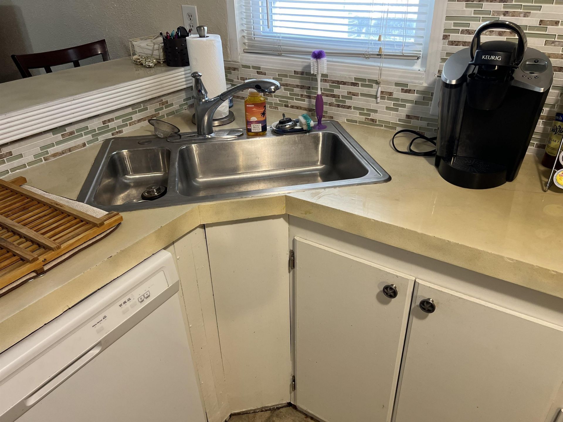 2720 Leo Dr. Photo 13