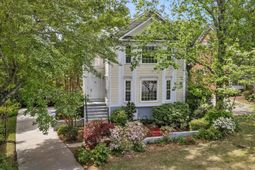 119 Heatherstone Road photo 4