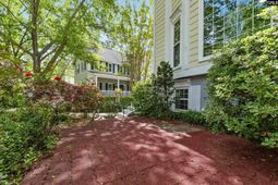 119 Heatherstone Road photo 4