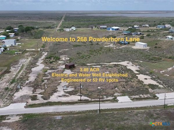 268 Powderhorn Lane, Port Lavaca, TX 77979
